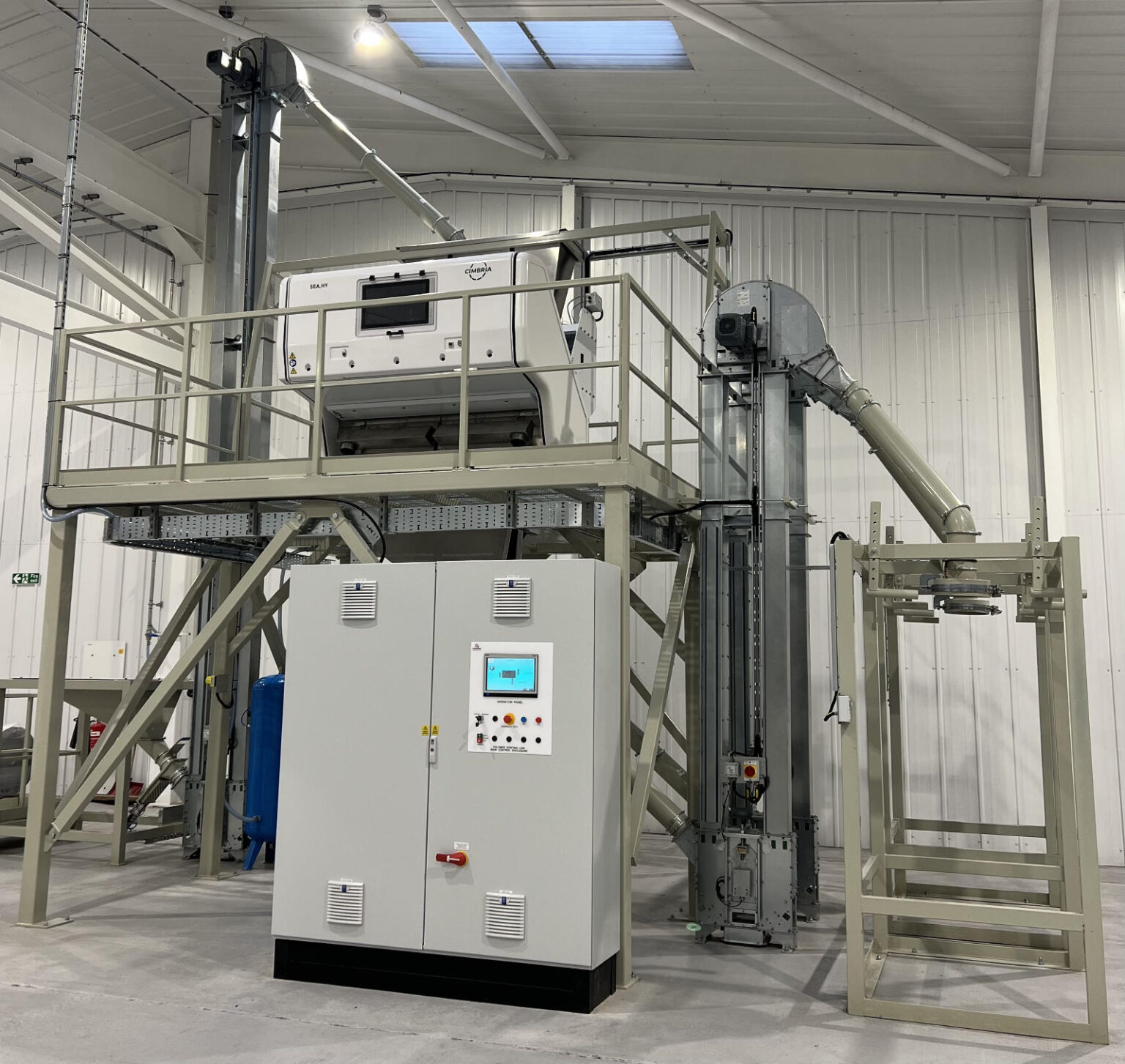 News monpet extrusion